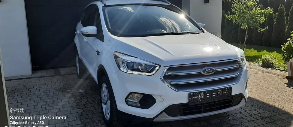 Ford Kuga cena 58400 przebieg: 228000, rok produkcji 2019 z Głogów małe 232